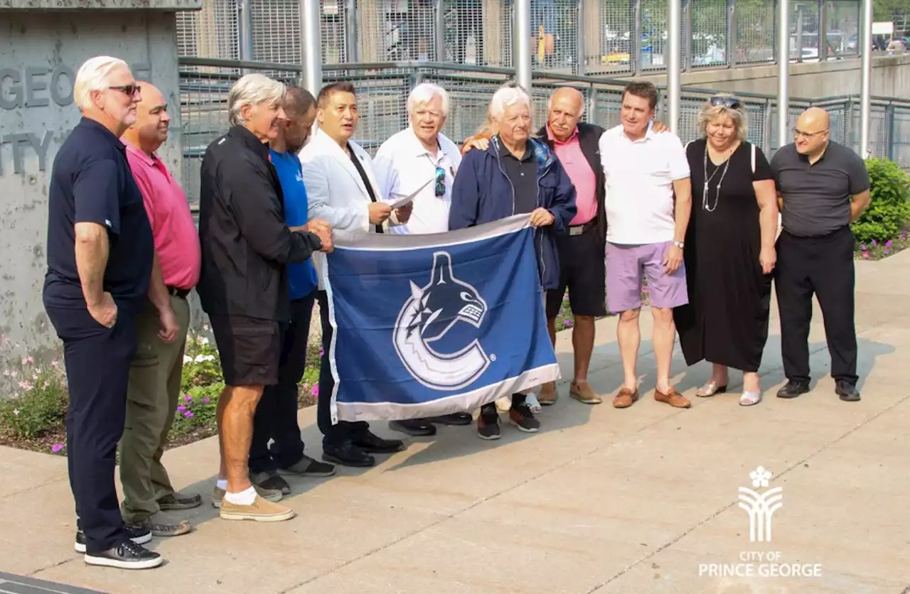 Mayor Yu proclaims July 17-18 Vancouver Canucks Days in Prince George