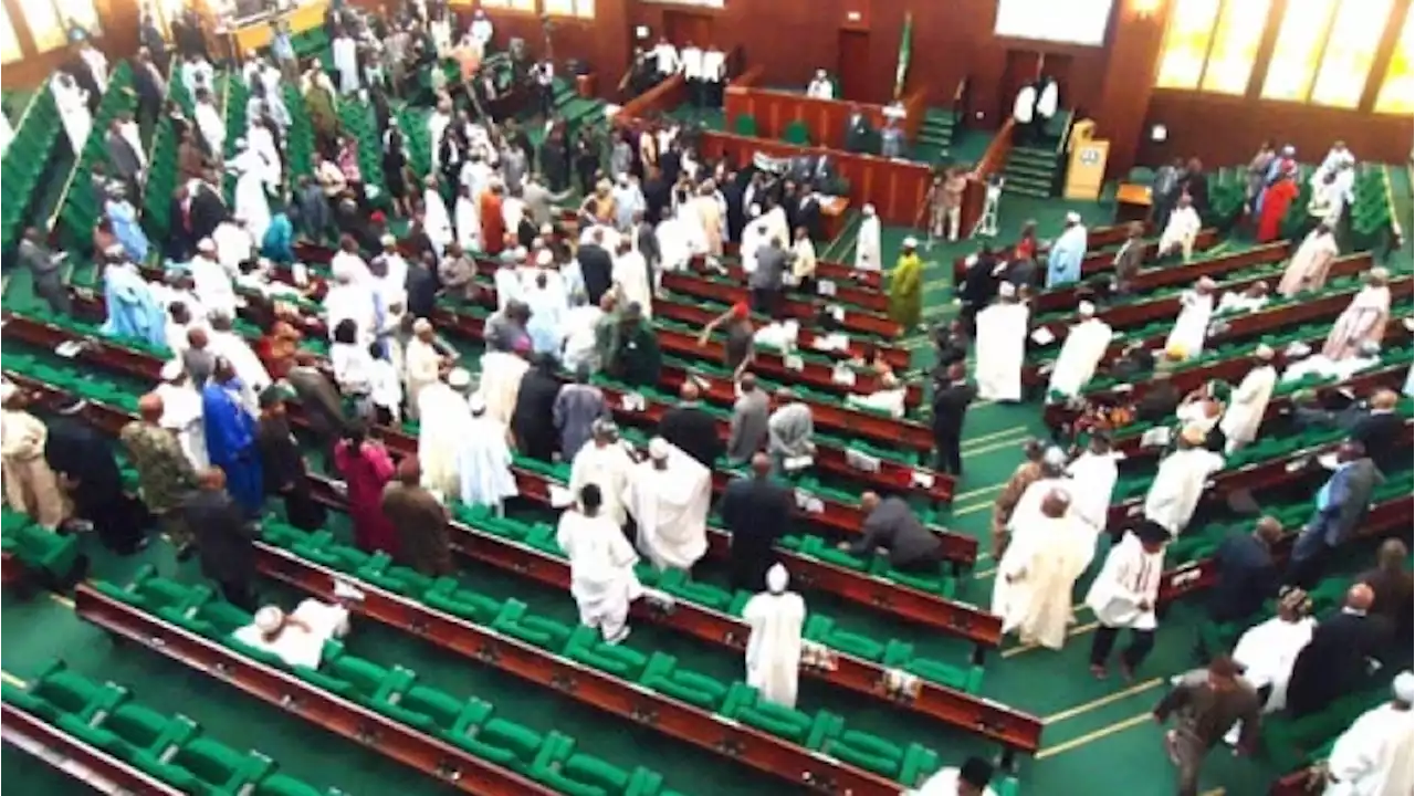 Reps ask commission to submit reports of appointments under Buhari