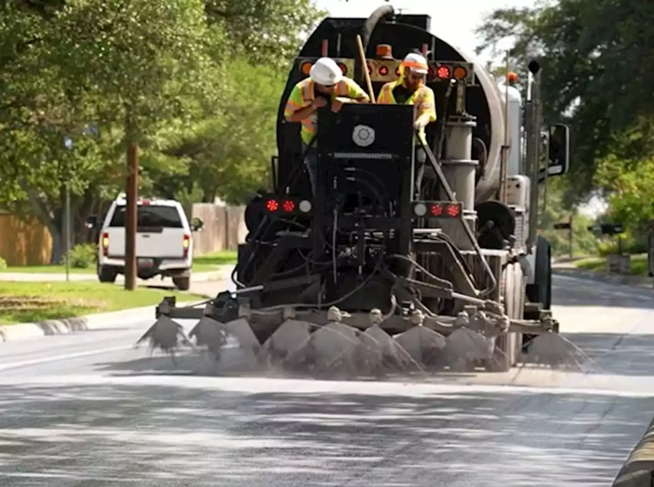 San Antonio launches pilot program to reduce extreme heat risks with cool pavement installation