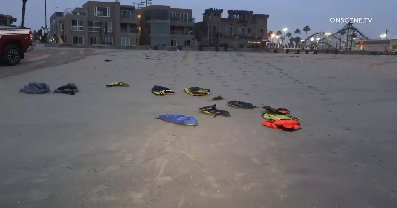 Border Patrol officers, lifeguards respond after panga found on beach in Mission Beach