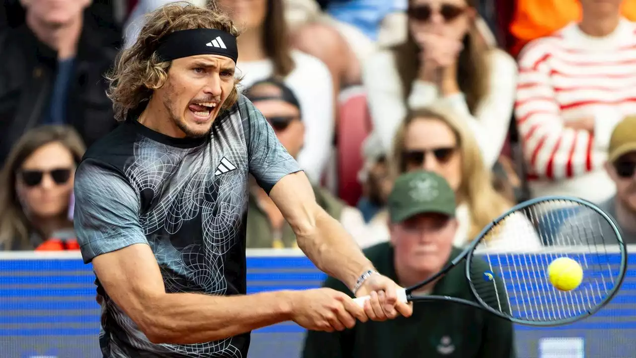 Tennis in Bastad: Zverev gewinnt Auftakt-Match gegen Molcan