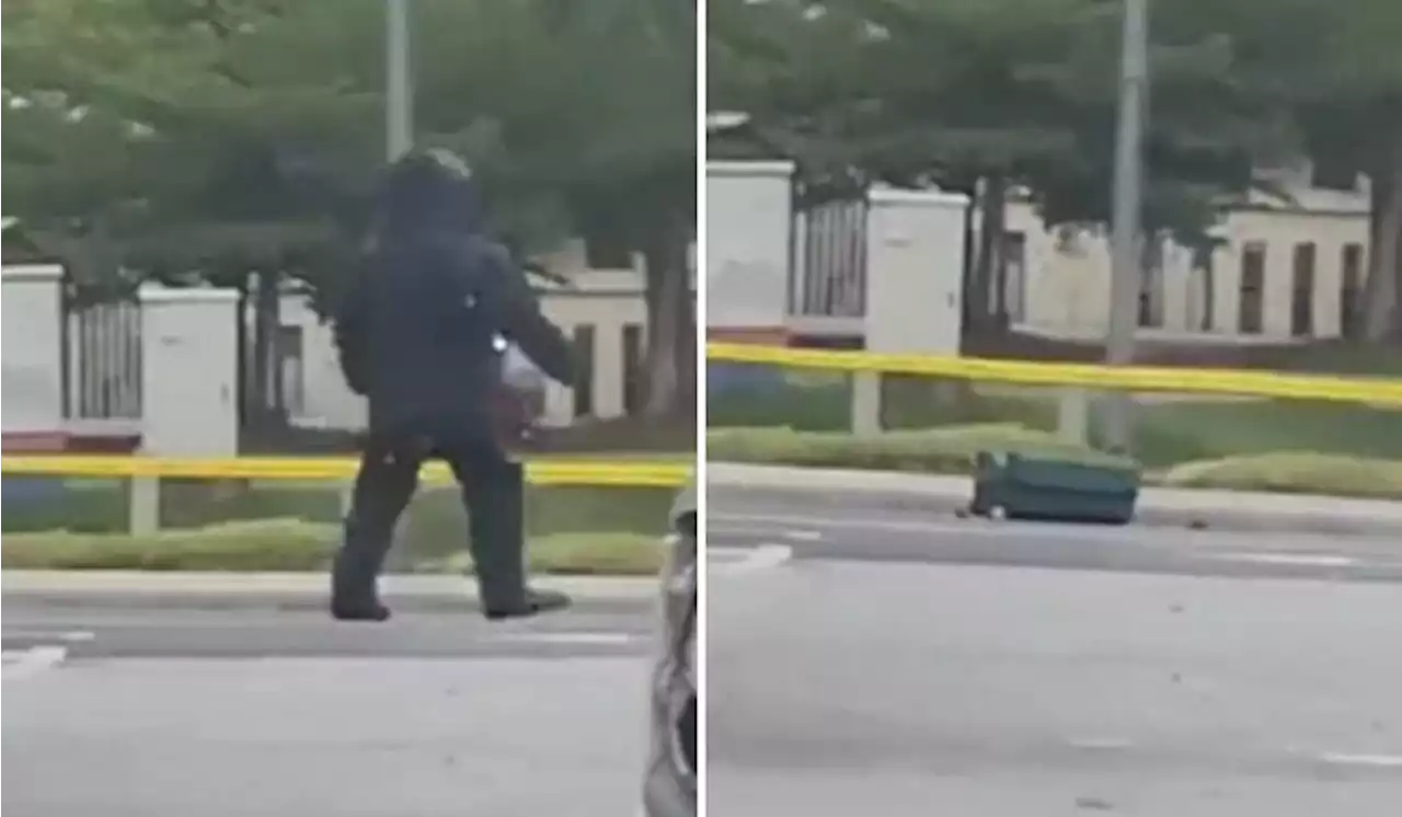 [Watch] Video Of Bomb Disposal Unit Removing Luggage In Nilai Attracted Curious Attention | TRP