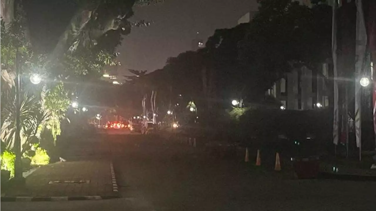 BREAKING NEWS: Pertemuan Surya Paloh dan Jokowi di Istana Digelar Tertutup - Tribunnews.com