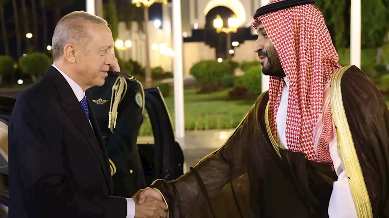 الرئيس أردوغان يلتقي ابن سلمان بجدّة السعودية في مستهلّ جولته الخليجية