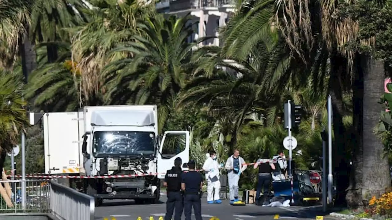 Attentat de Nice: le parquet pour une requalification des faits en 'homicides involontaires'