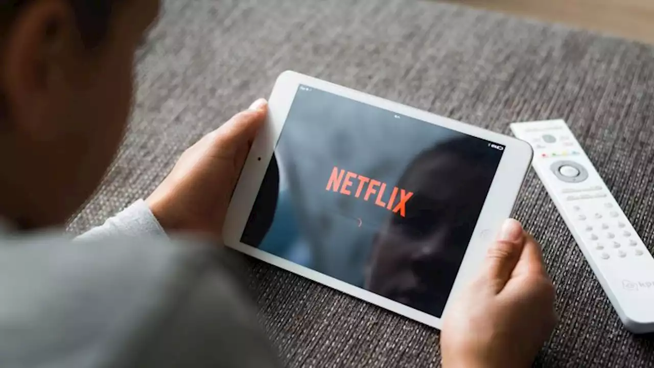 Netflix adds nearly 6 million paid subscribers amid password sharing crackdown | CNN Business