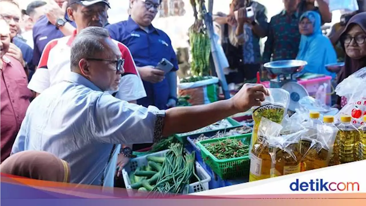 Tinjau Pasar Bakauheni, Mendag Pastikan Harga Kebutuhan Pokok Stabil