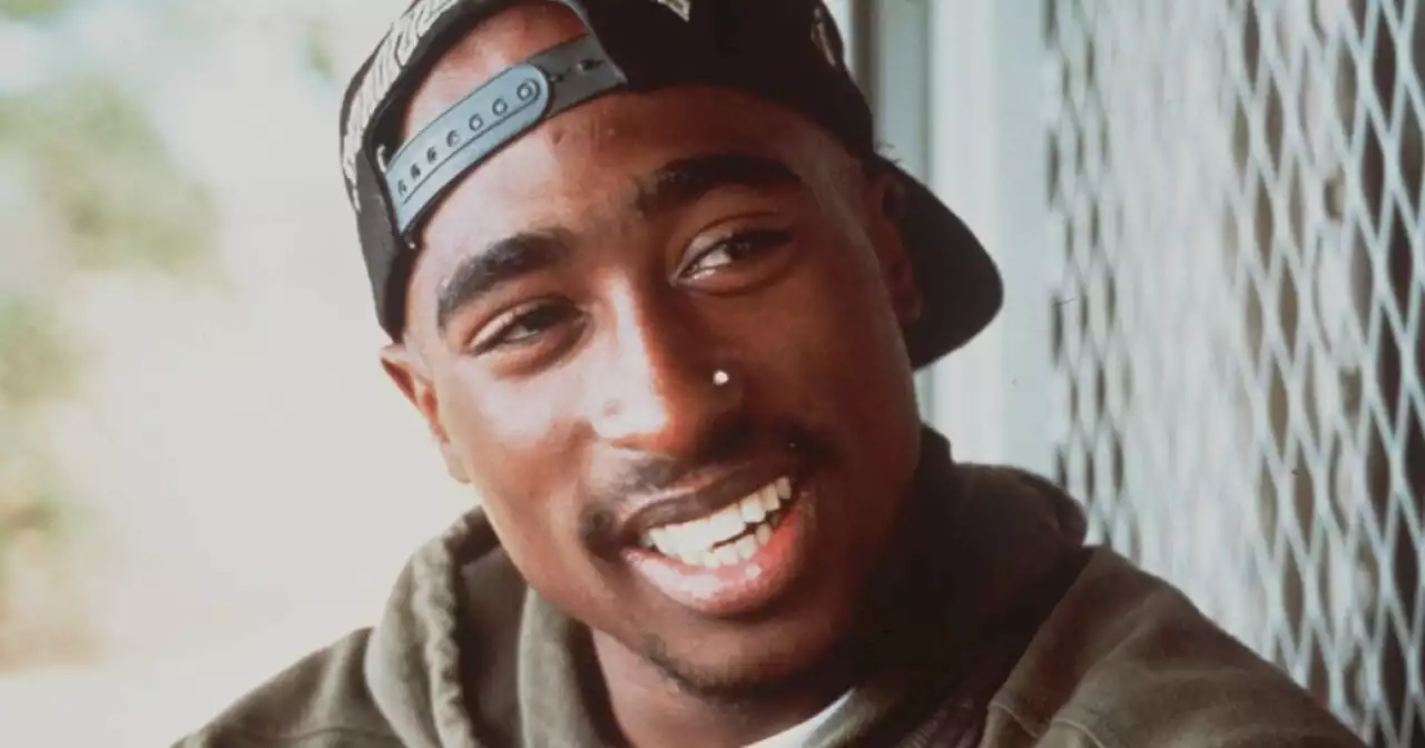 Las Vegas police search home in connection with Tupac Shakur death