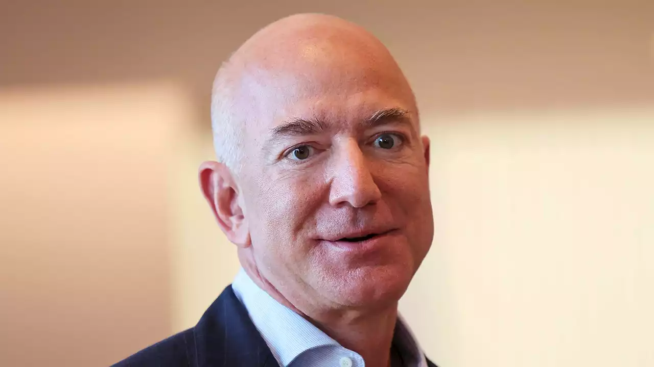 Jeff Bezos donates $12M research grant to Smithsonian museum