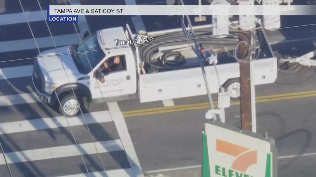 Police chase: Authorities in pursuit of driver in suspected stolen truck in San Fernando Valley