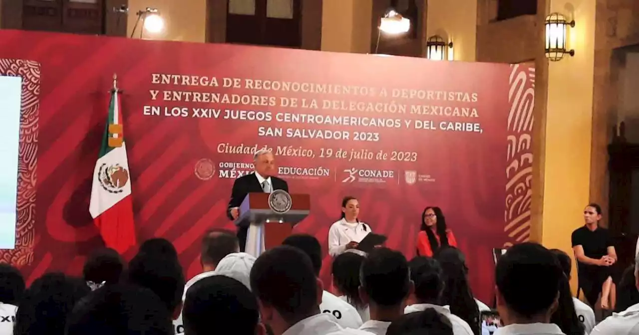 AMLO y Ana Guevara felicitan a atletas tras ganar históricos Centroamericanos