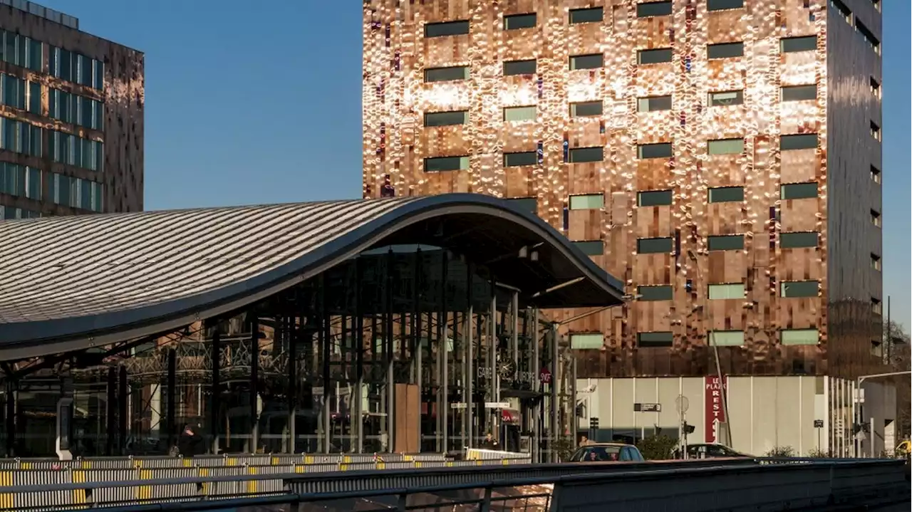 Transports : la gare de Lille Europe évacuée pour risque terroriste dans un TGV, une opération de police en cours pour 'lever le doute'