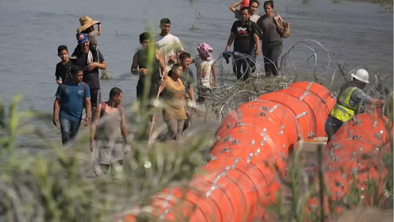 Joaquin Castro calls reports of DPS troopers’ alleged mistreatment of migrants at border ‘horrific’ and ‘barbaric’