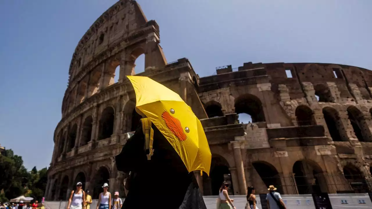 Oggi caldo record, Caronte alla massima potenza. Da domani temporali