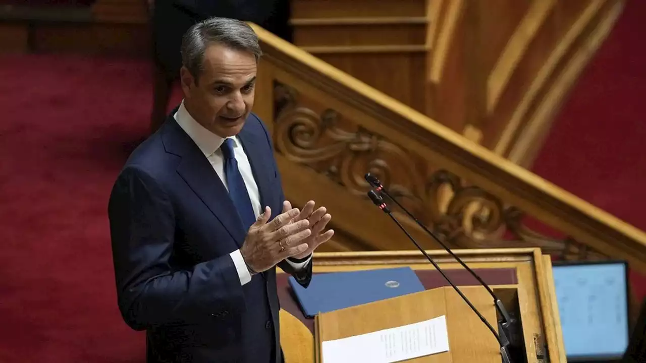 En Grèce, le gouvernement Mitsotakis promet hausses de salaires et sérieux budgétaire