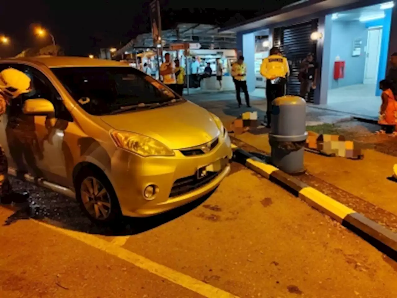 Johor cops suspect accidental carbon monoxide poisoning after three found dead in car