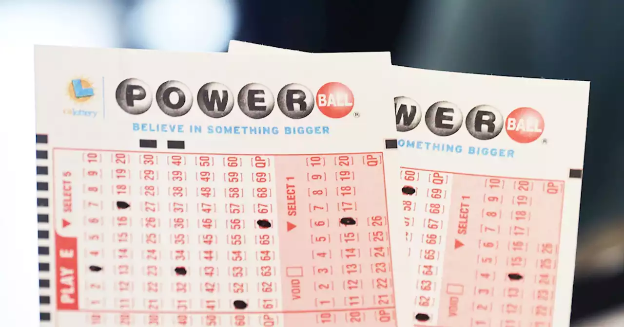 Powerball jackpot swells to $1 billion for Wednesday's drawing