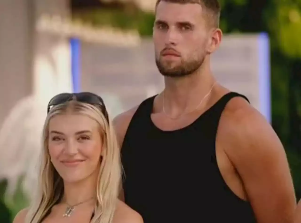 Molly Marsh slammed as 'shady' for move after breaking down in tears