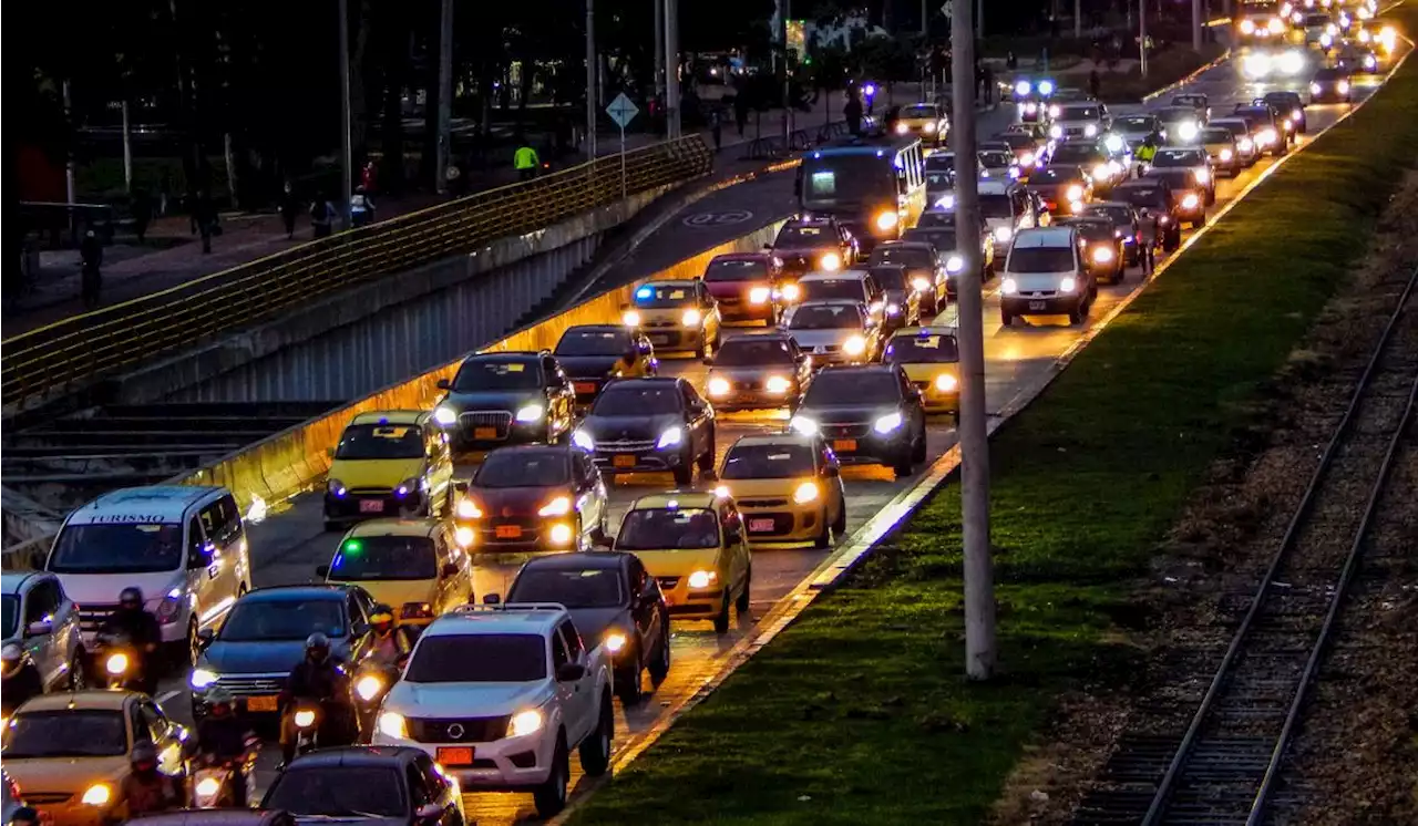 Dicen cuáles son los carros que más se roban en Colombia; no son de marcas lujosas - Pulzo