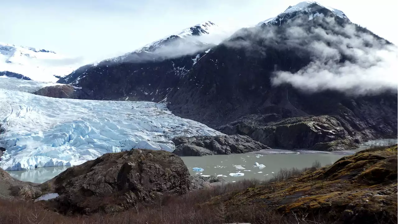 Alaska (USA): Kajak-Paddler kentert – dann filmt er seinen eigenen Tod!