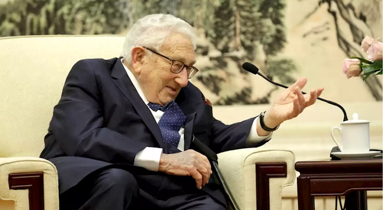 Kissinger pede em Pequim que China e EUA acabem com mal-entendidos e coexistam em paz