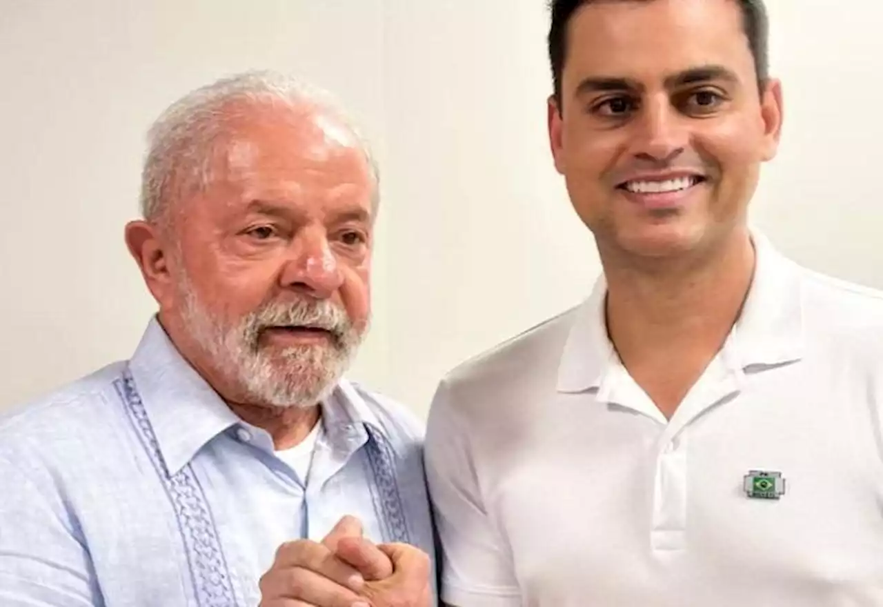 Valdemar Costa Neto pede expulsão de deputado que tirou foto com Lula - SBT News