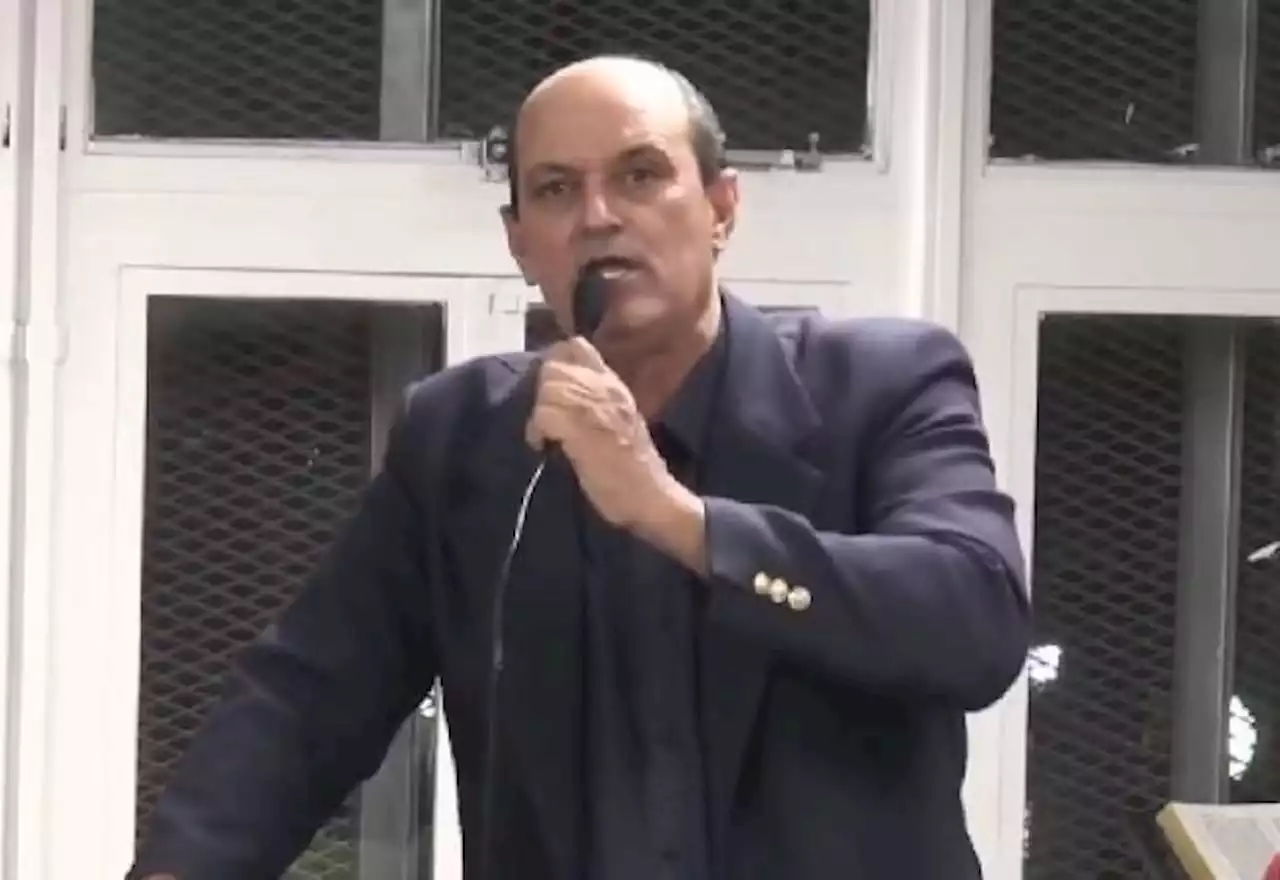 Vereador realiza discurso transfóbico no interior de São Paulo - SBT News