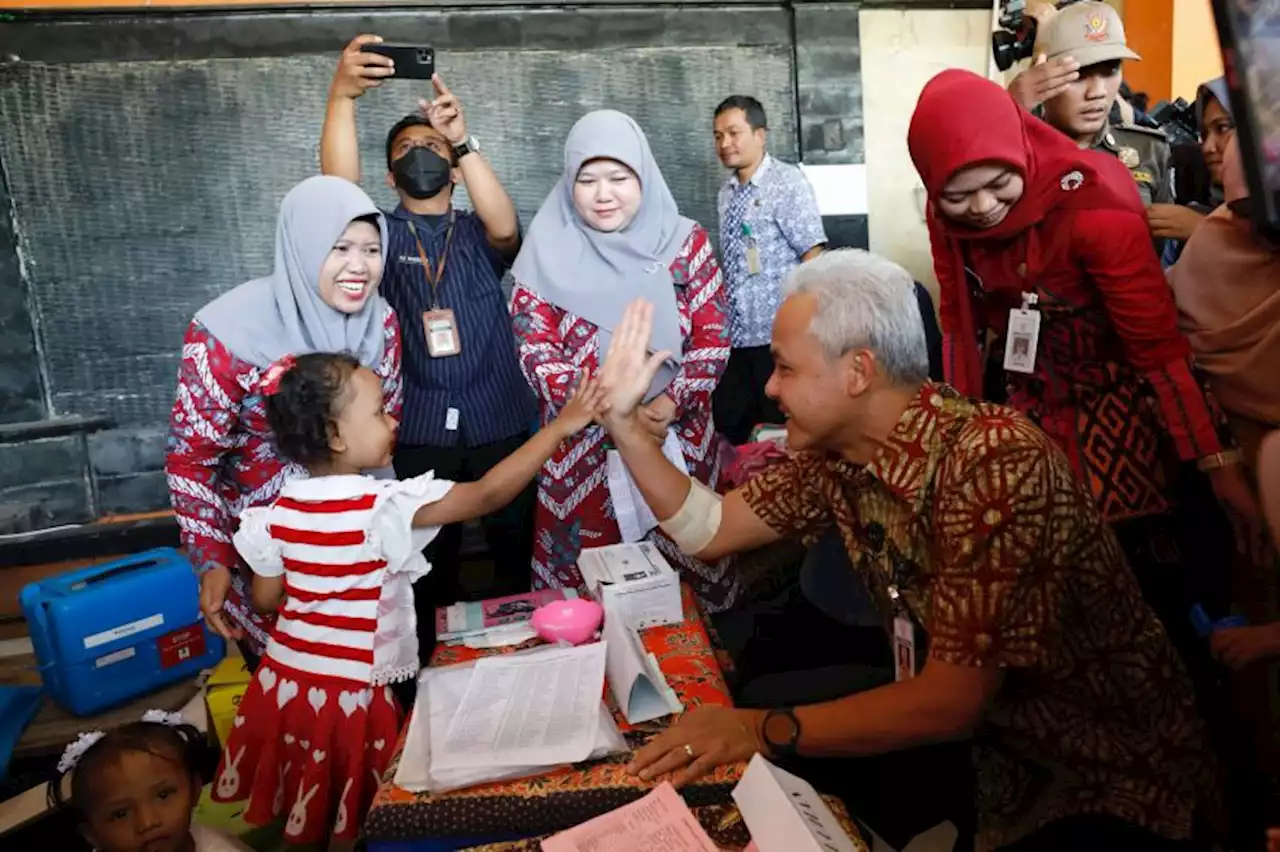 Ganjar Minta Bidan di Demak Aktif Data Ibu Hamil Risiko Tinggi