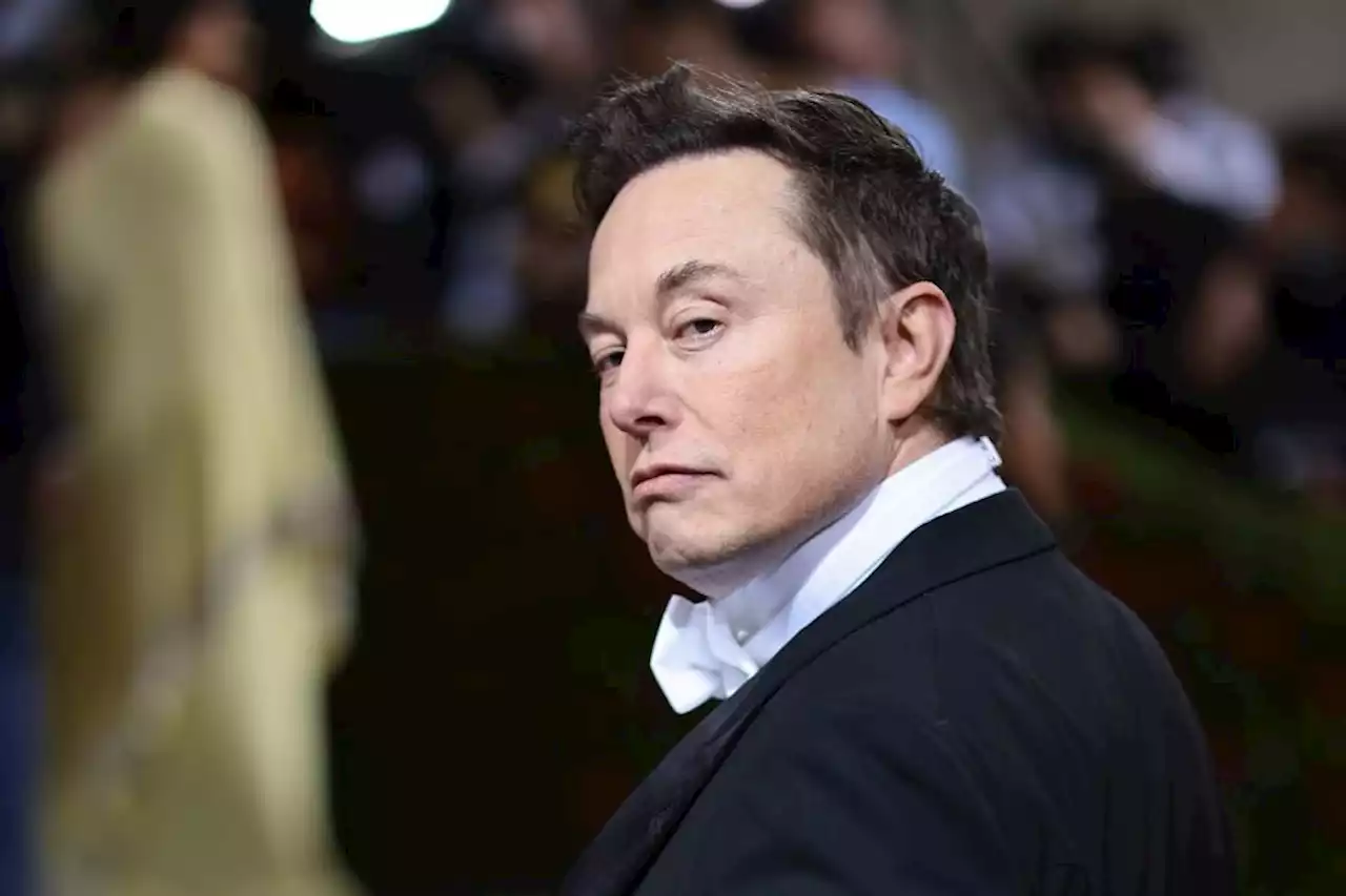 Diretores da Tesla terão que devolver R$ 3,5 bilhões à empresa