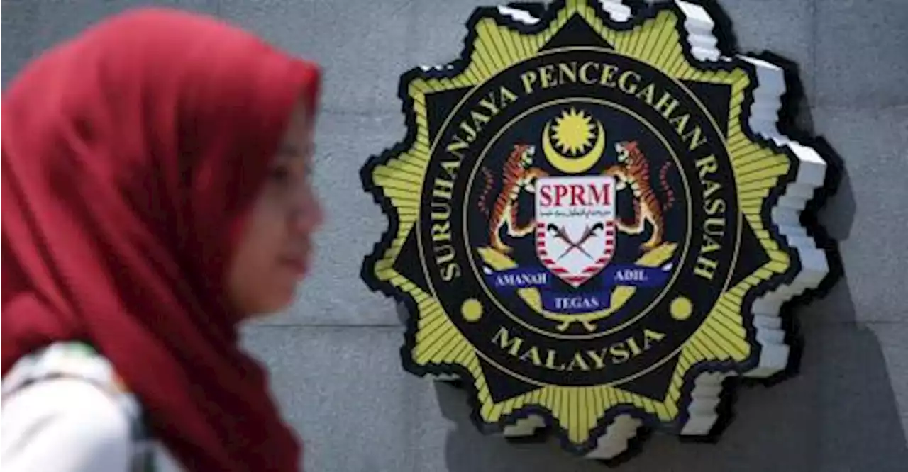 Johor MACC arrest two family members over false claims amounting to RM90,000