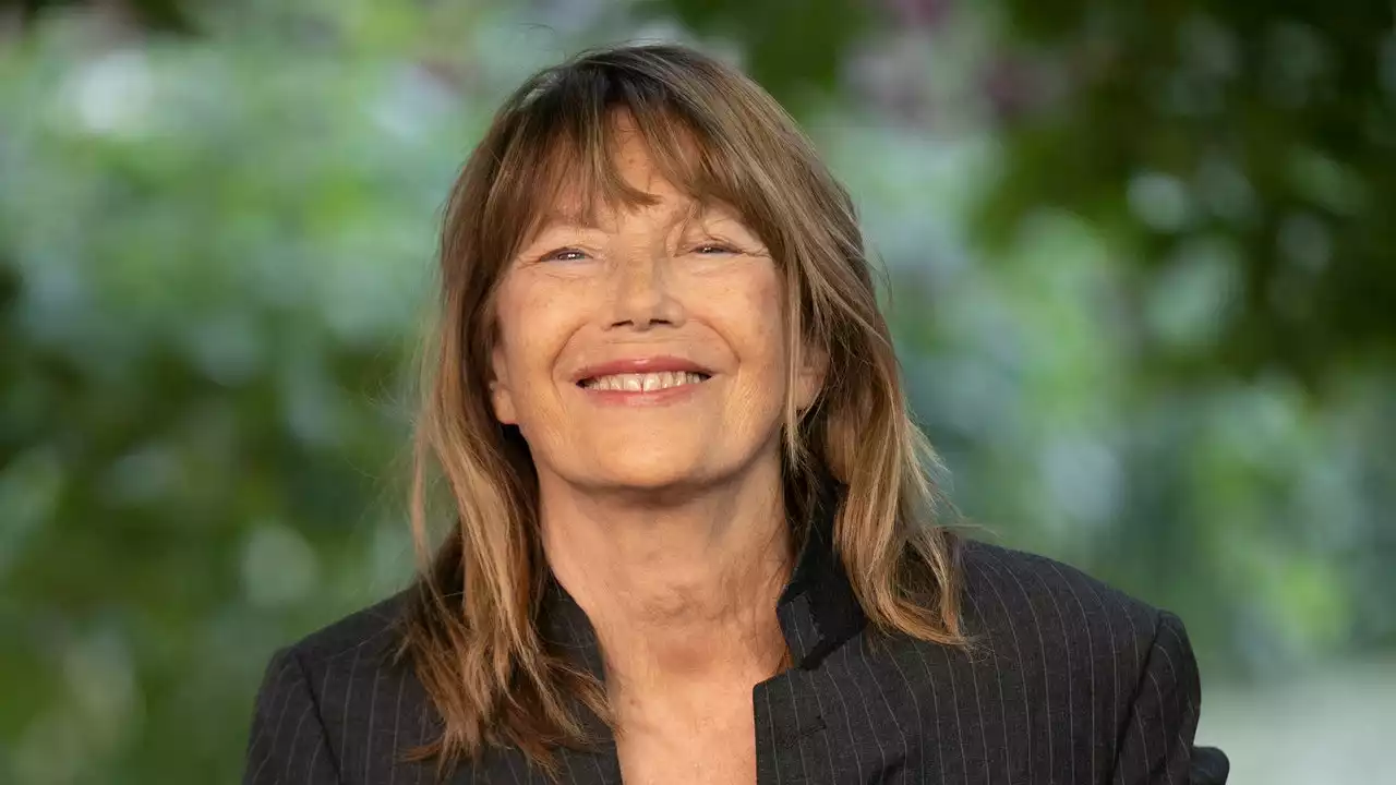 «Le sac va chanter?» : quand Jane Birkin plaisantait sur le succès du sac Hermès qui porte son nom