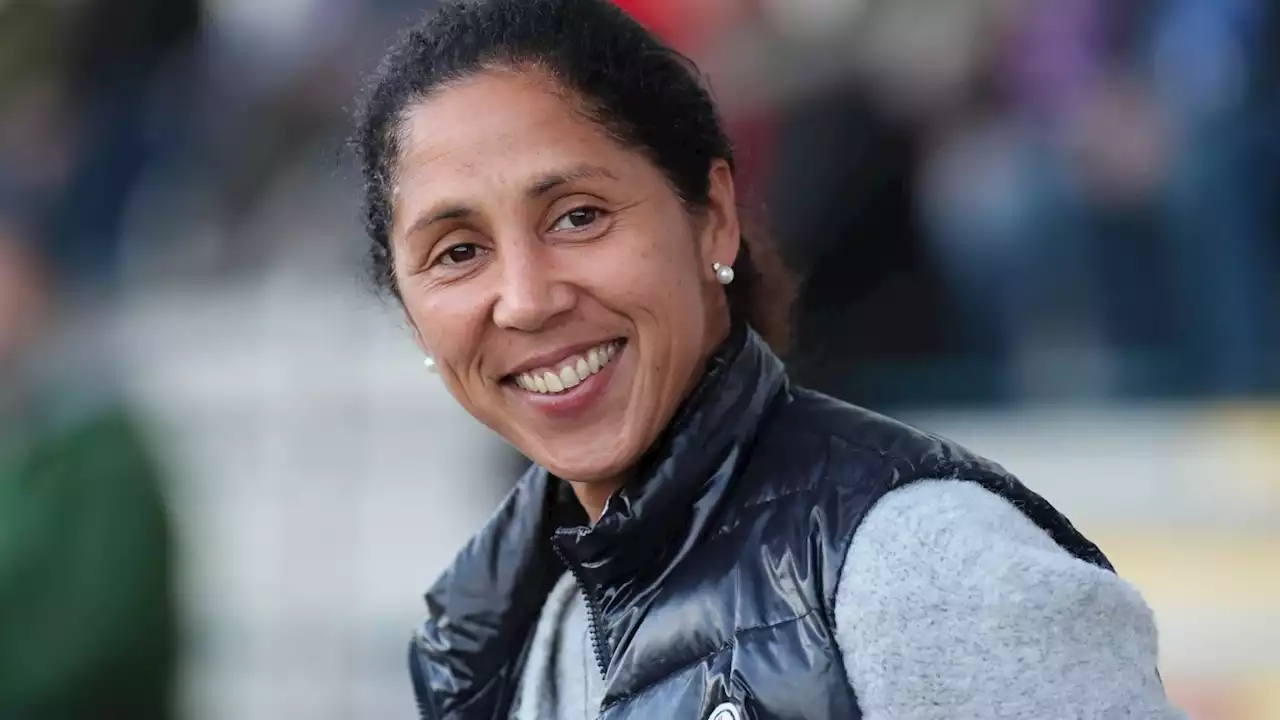 DFB-Legende Steffi Jones: Schule in Frankfurt setzt historisches Zeichen