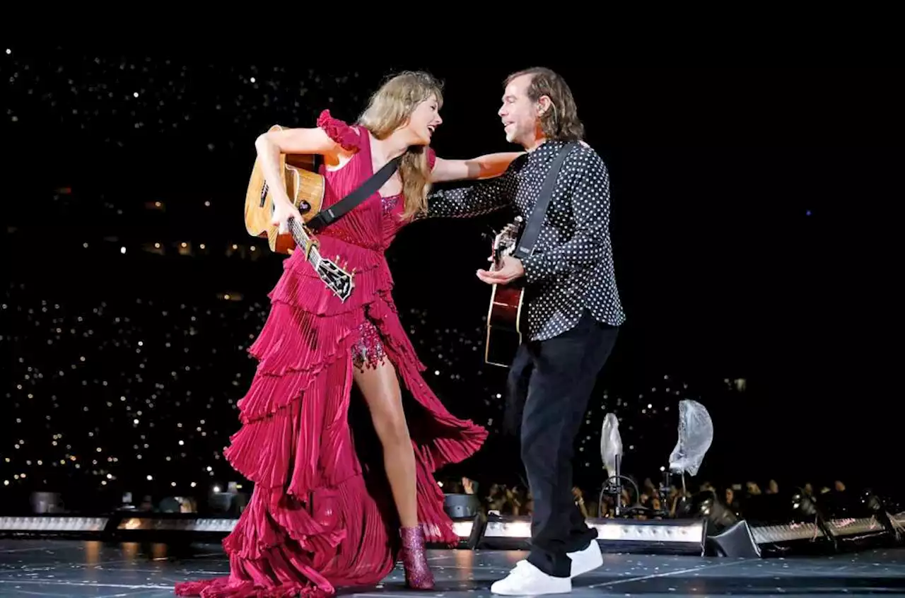 Taylor Swift Shares the Stage With Gracie Abrams, Aaron Dessner During ‘Best Two Nights’ in Cincinnati