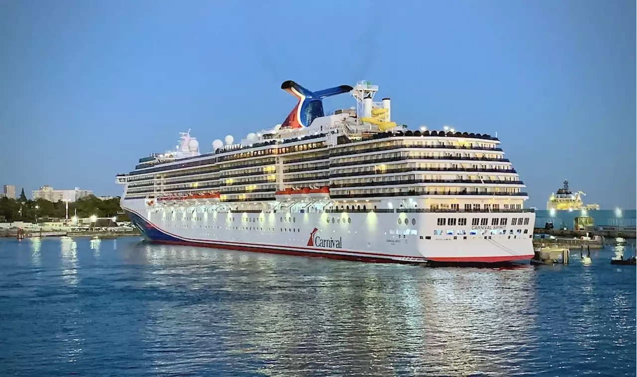 Canada's new cruise ship rules don't plug loopholes for major source of wastewater pollution
