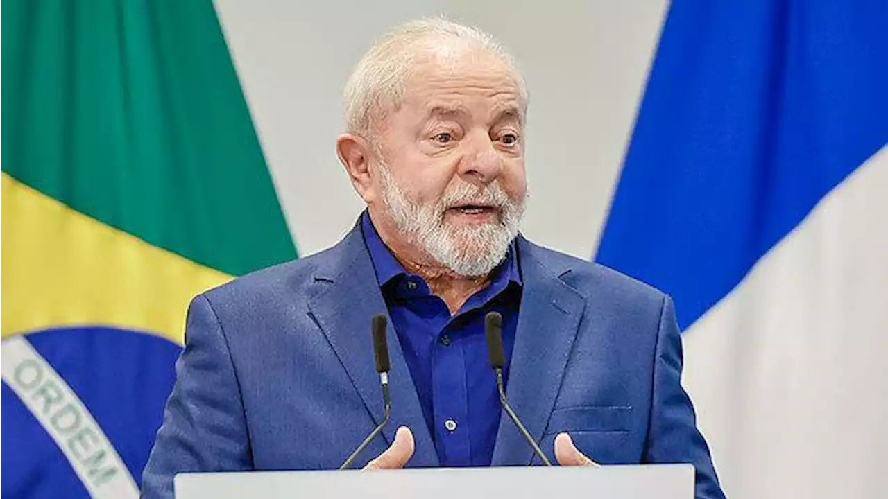 Lula diz que inelegibilidade de Bolsonaro é problema da justiça e não mexe com governo