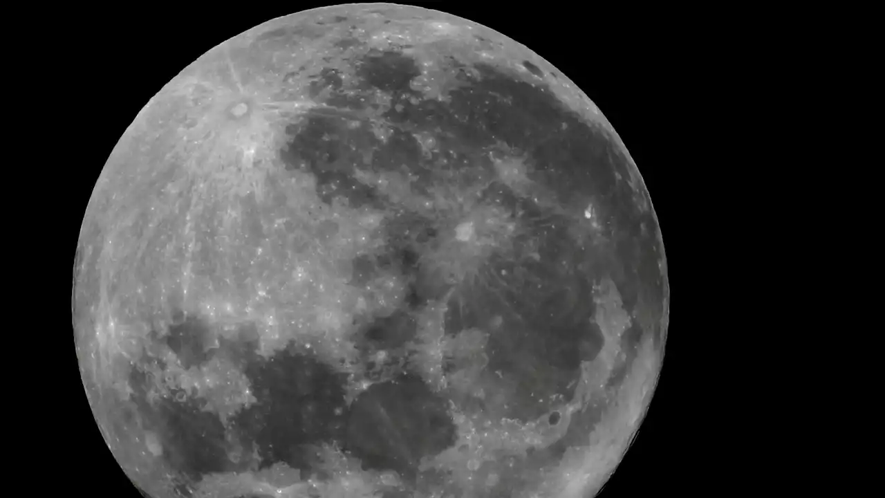 Superlua de julho estará mais perto da Terra do que um típico evento de lua cheia