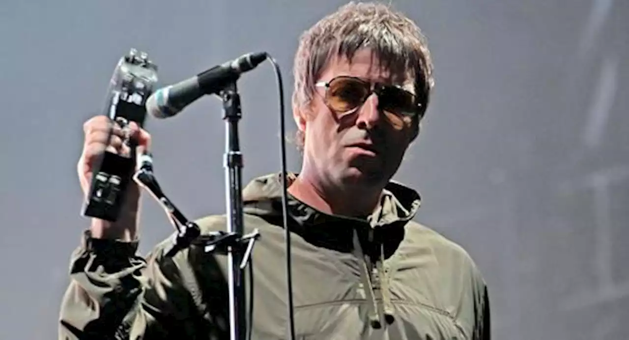 Liam Gallagher a Milano fra nostalgia degli Oasis, voce che cede e sfottò all’Inter