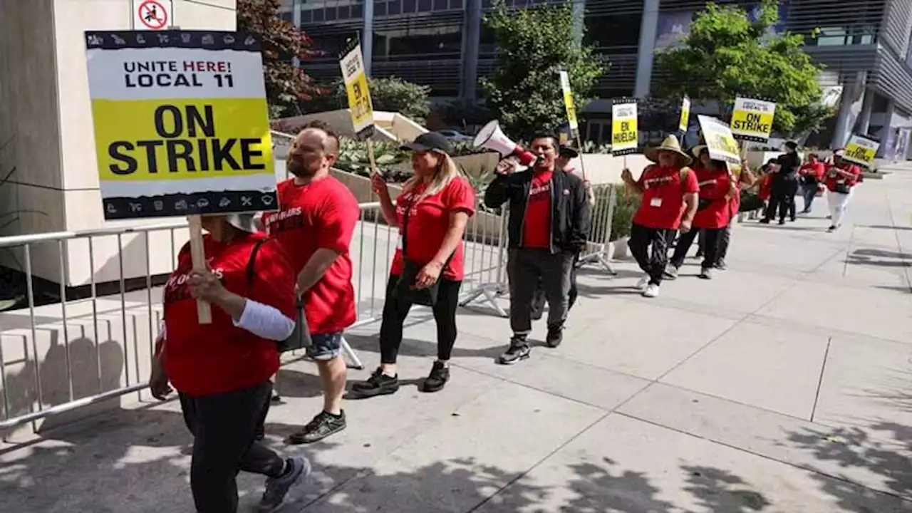 Los Angeles hotel workers strike over wages, housing