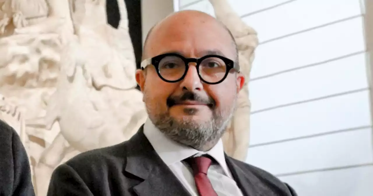 Sangiuliano scrive a Giuli per il 'caso' Maxxi. E prende le distanze da Sgarbi: 'Sessismo e turpiloqui sempre inammissibili' - Il Fatto Quotidiano