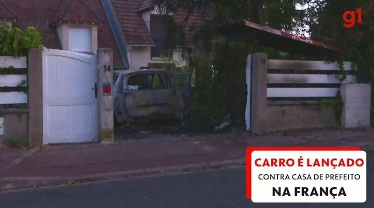 Carro em chamas é lançado contra casa de prefeito em meio a protestos na França