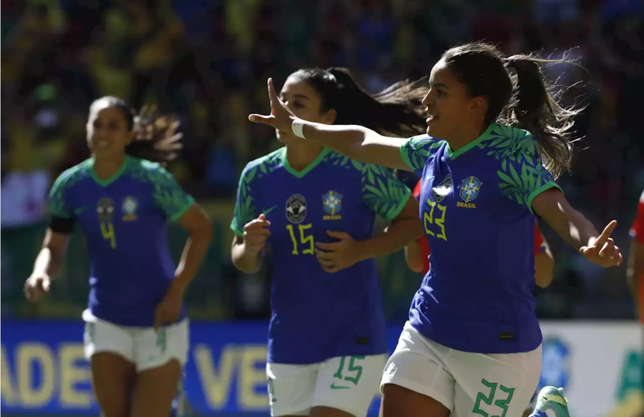 Jogo coletivo do Brasil predomina em goleada sobre o Chile e empolga para a Copa