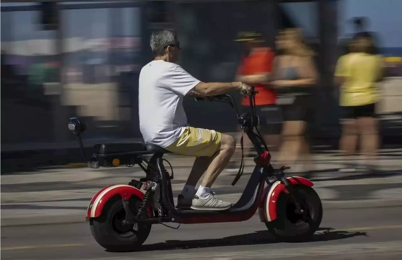 Novas medidas para bicicletas e ciclomotores entram em vigor nesta segunda-feira, mas Prefeitura ainda não regulamentou o tema