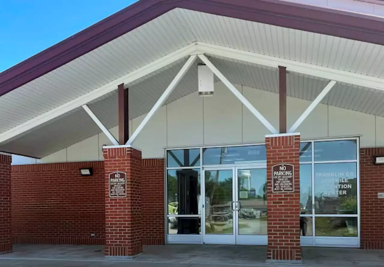 Children face solitary confinement in cells at Illinois juvenile detention facility, ACLU says