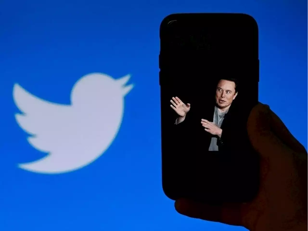 Twitter users run into service issues after Elon Musk imposes daily limits on reading tweets