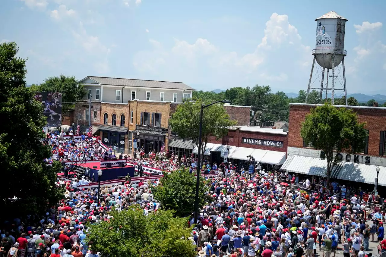 Trump’s South Carolina rally estimated to have attracted more than 50,000: photos