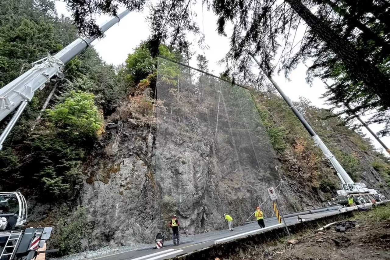 Highway wildfire closure drives home B.C.'s need to think big about climate measures