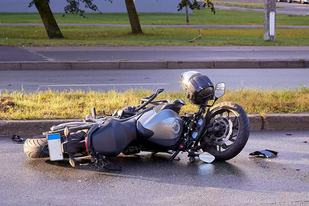 Motociclista falleció en accidente de tránsito; perdió el control y se fue contra camión - Pulzo