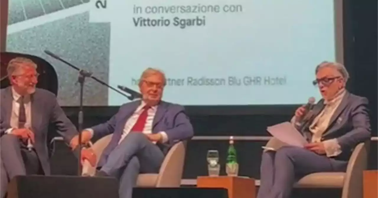 Il ministro Sangiuliano interviene sulle parole di Sgarbi: 'No a volgarità da cariche istituzionali'