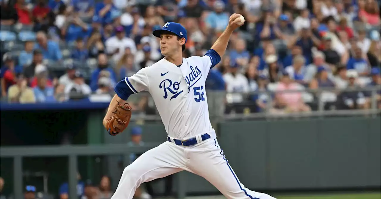 Royals ride big first inning to win over Dodgers