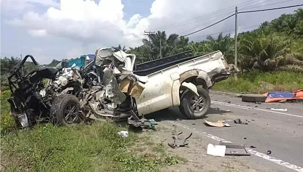 Driver dies after 4WF involved in collision with two lorries in Lahad Datu